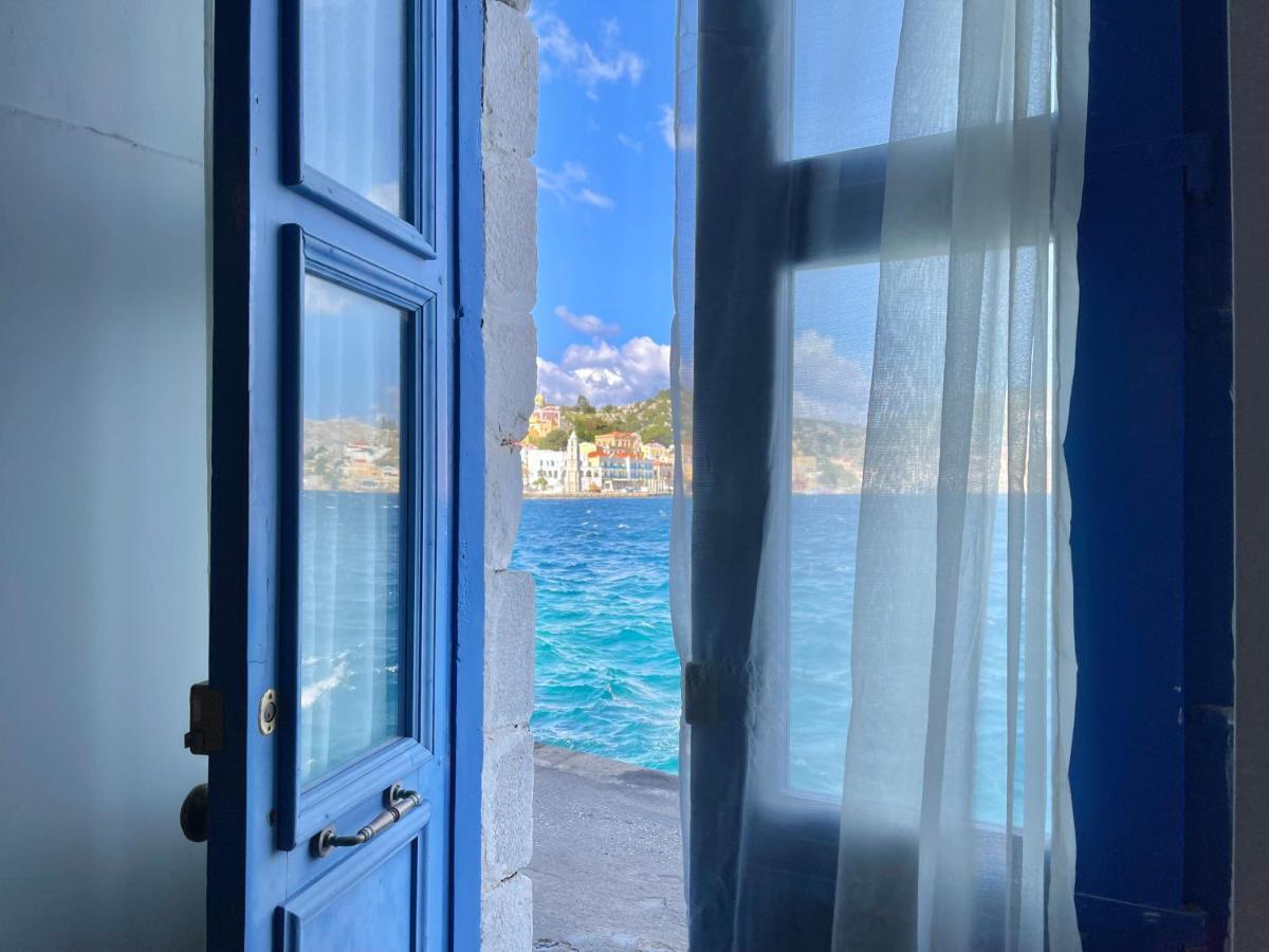 Seafront - Harbour View , Pitini 2 Διαμέρισμα Σύμη Εξωτερικό φωτογραφία