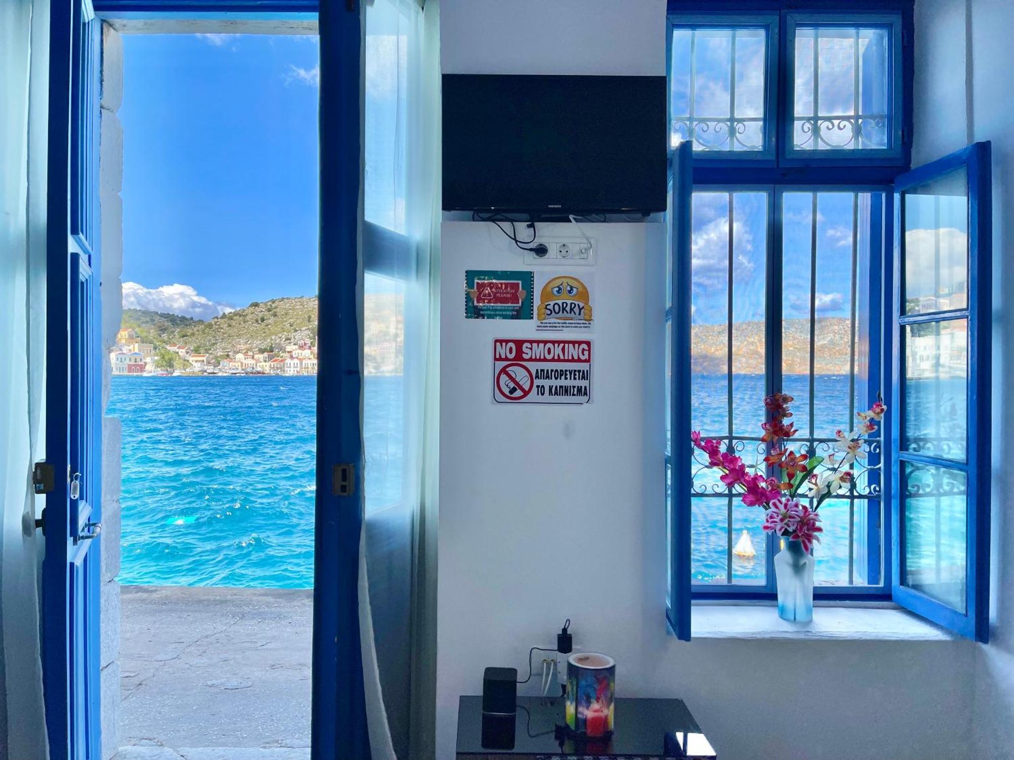 Seafront - Harbour View , Pitini 2 Διαμέρισμα Σύμη Εξωτερικό φωτογραφία